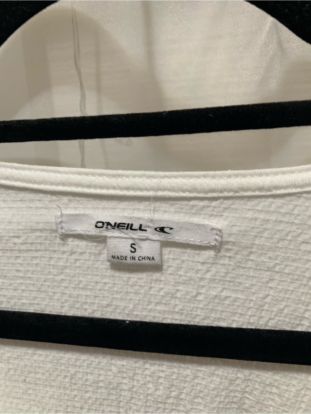 O’Neill White V Neck Crossover Top - Picture 5 of 6